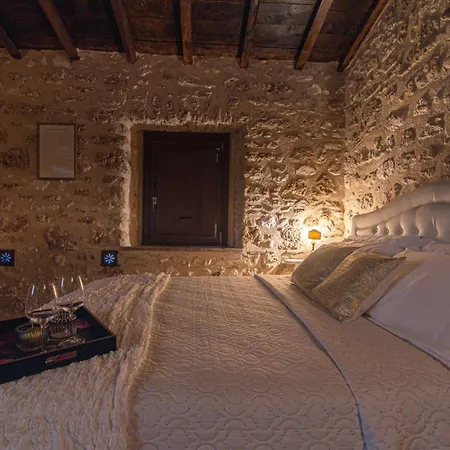 Arpinum Divinum Luxury Loft *