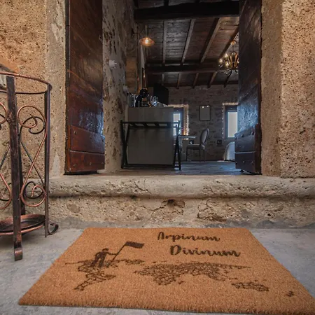 Arpinum Divinum Luxury Loft *